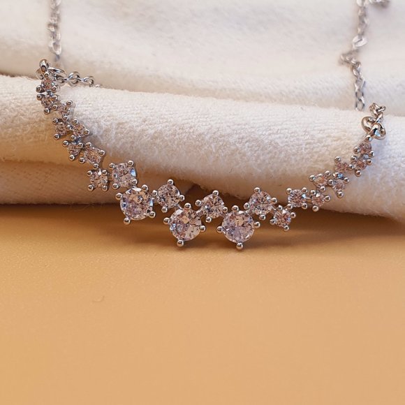 Stainless Steel Crystal New Design Simple Choker Necklace for Women, INDN8637 - Picture 2 of 5